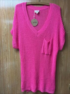BiBi Bright Pink V-Neck Short Sleeve Knit Sweater Large comfortable breathable